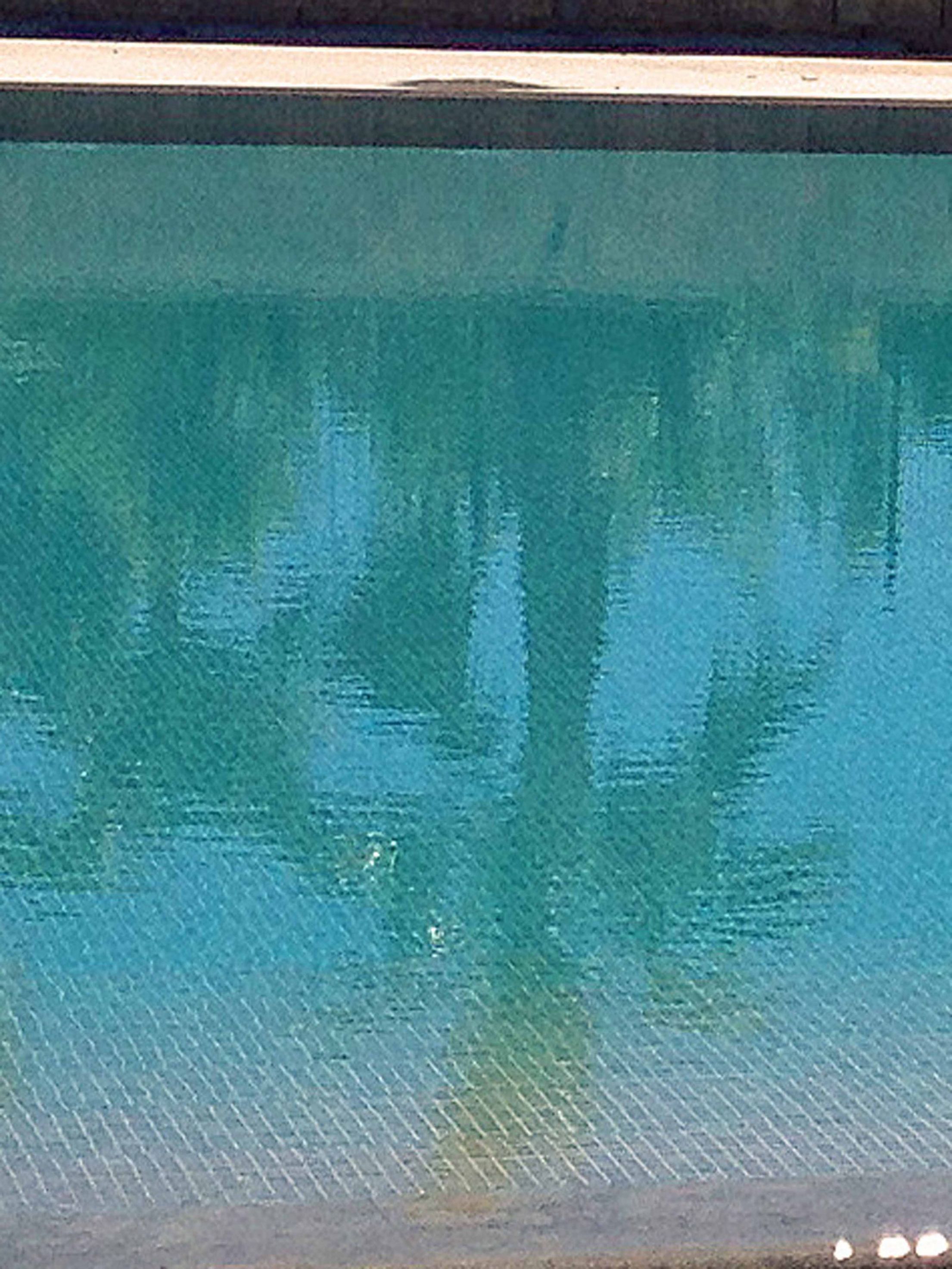 piscine miroir, mosaïque piscine, piscine à débordement